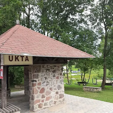 ホームステイ Pokoje Nad Krutynia